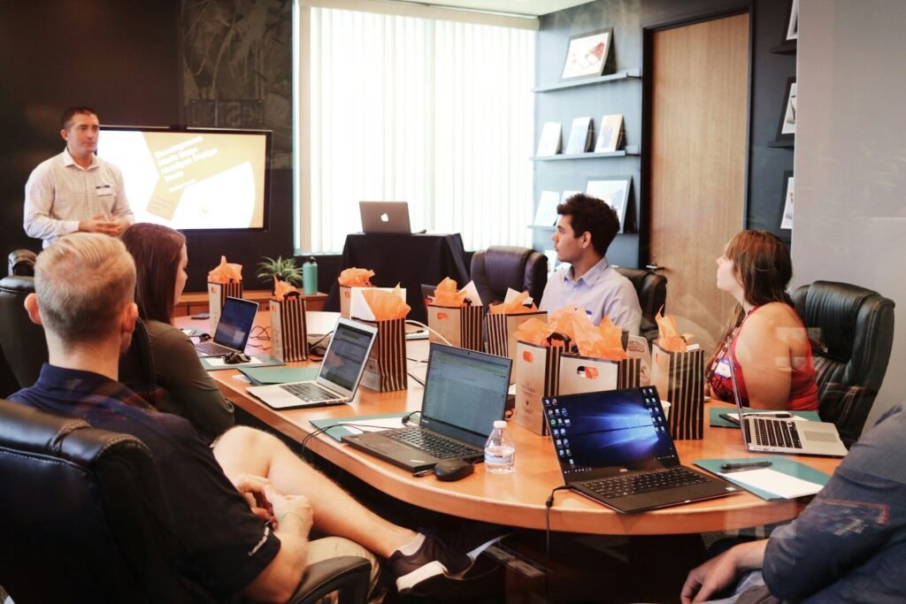 GetResponse webinar hosting versus MailerLite
